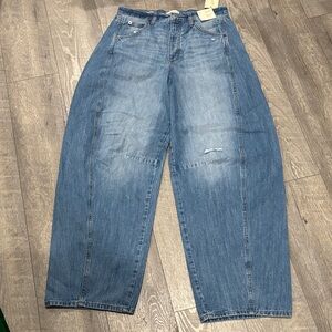 Universal Thread Blue Boyfriend Jeans